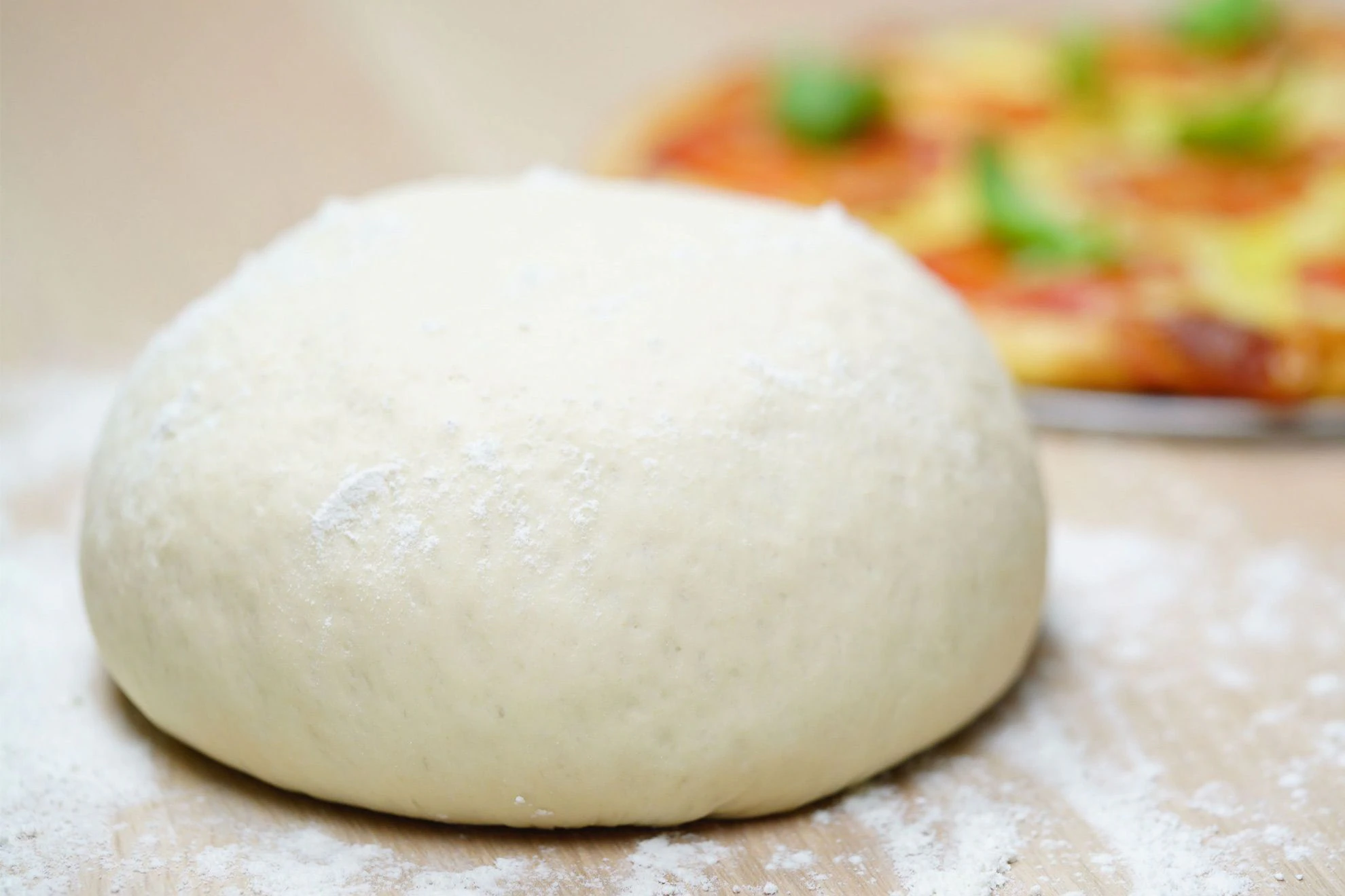 Ferdig pizza med våre bunner